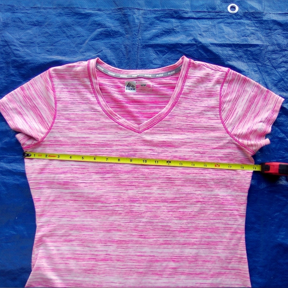 Reebok Women's Pink V-Neck Top - Picture 6 of 9